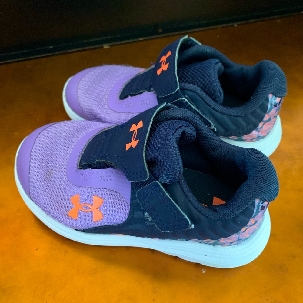 Sweat toddler girl purple lightweight under armour sneakers kids size 7